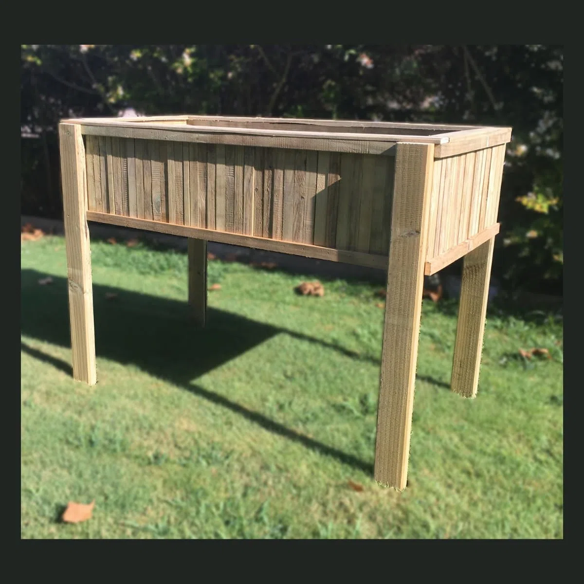 Mesa de Cultivo 102X52X74 cm. Huerto Urbano Vintage con Maderas recicladas y Estilo único.VIDAHUERTO