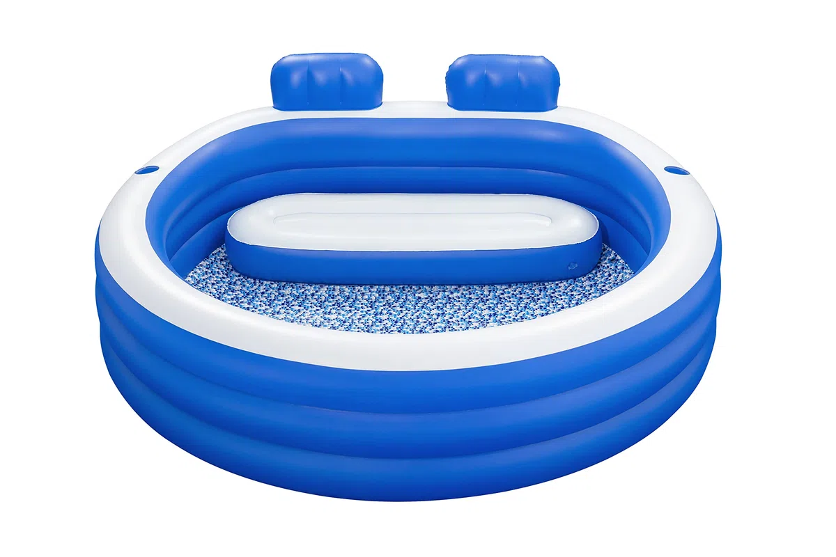 7'7" x 7'2" x 31"/2.31m x 2.19m x 79cm Splash Paradise Family Pool