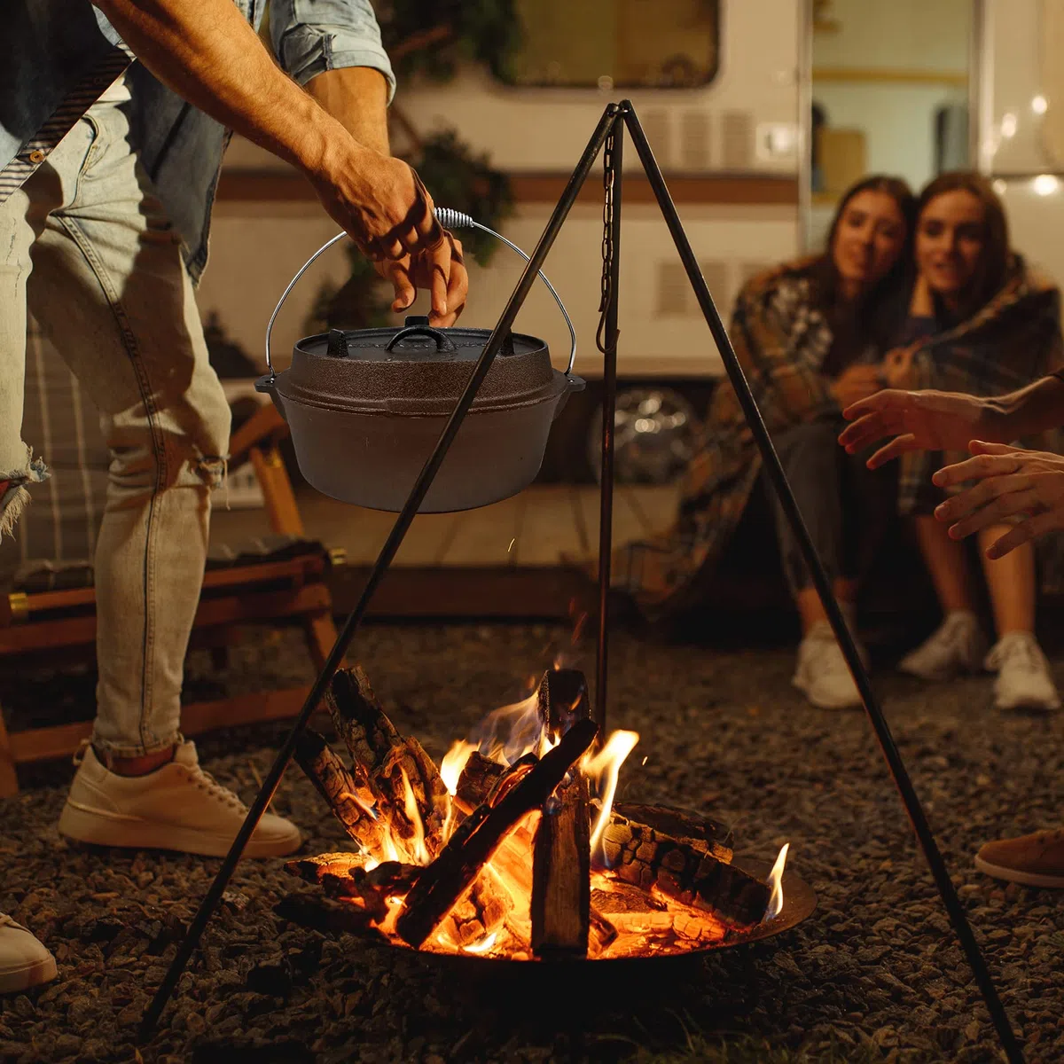 CCLIFE Juego de horno holandés, 4/6/9 litros, olla de hierro fundido con olla de hierro fundido para barbacoa y camping